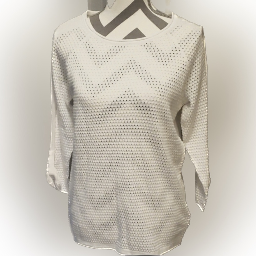 Tribal White Pointelle Sweater Size Medium